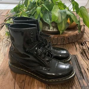 Dr martens patent leather combat boots